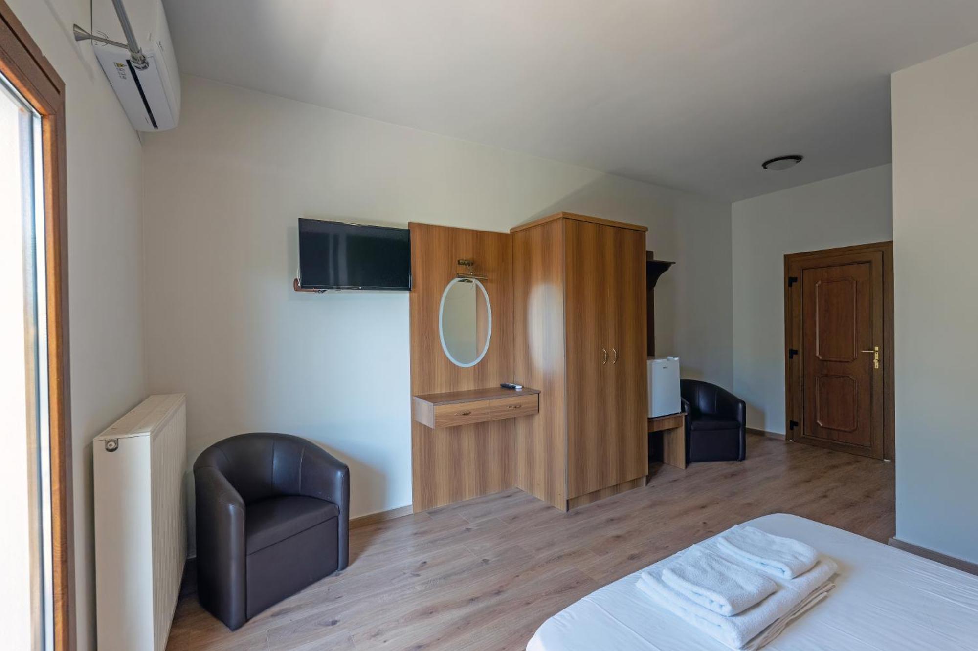 Hotel Agistro Ángistron Eksteriør bilde