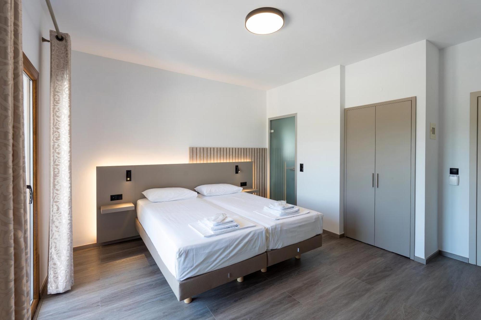 Hotel Agistro Ángistron Eksteriør bilde