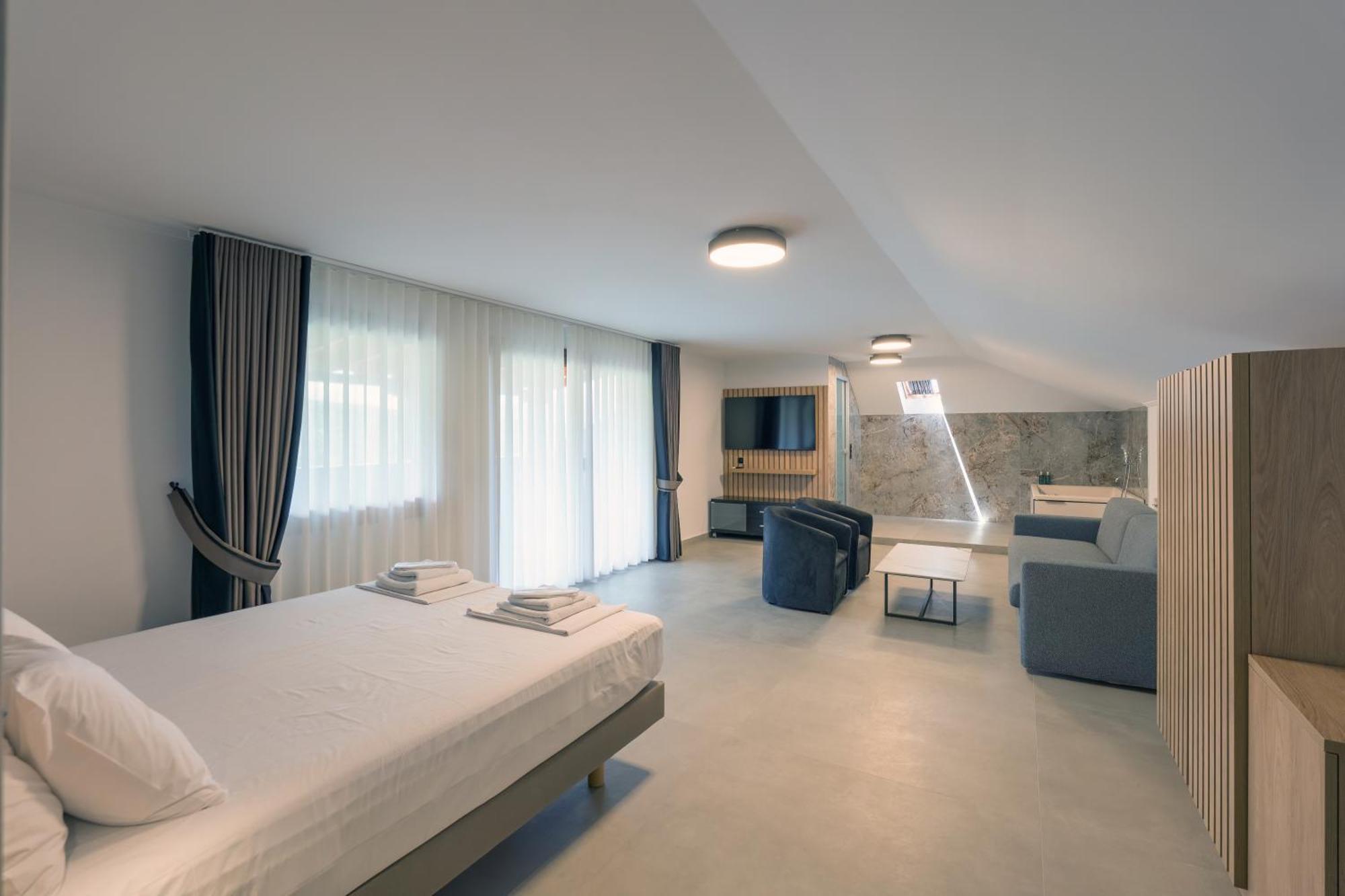 Hotel Agistro Ángistron Eksteriør bilde